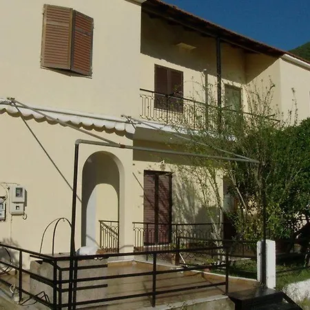 Apartment Stefanos Ipsos